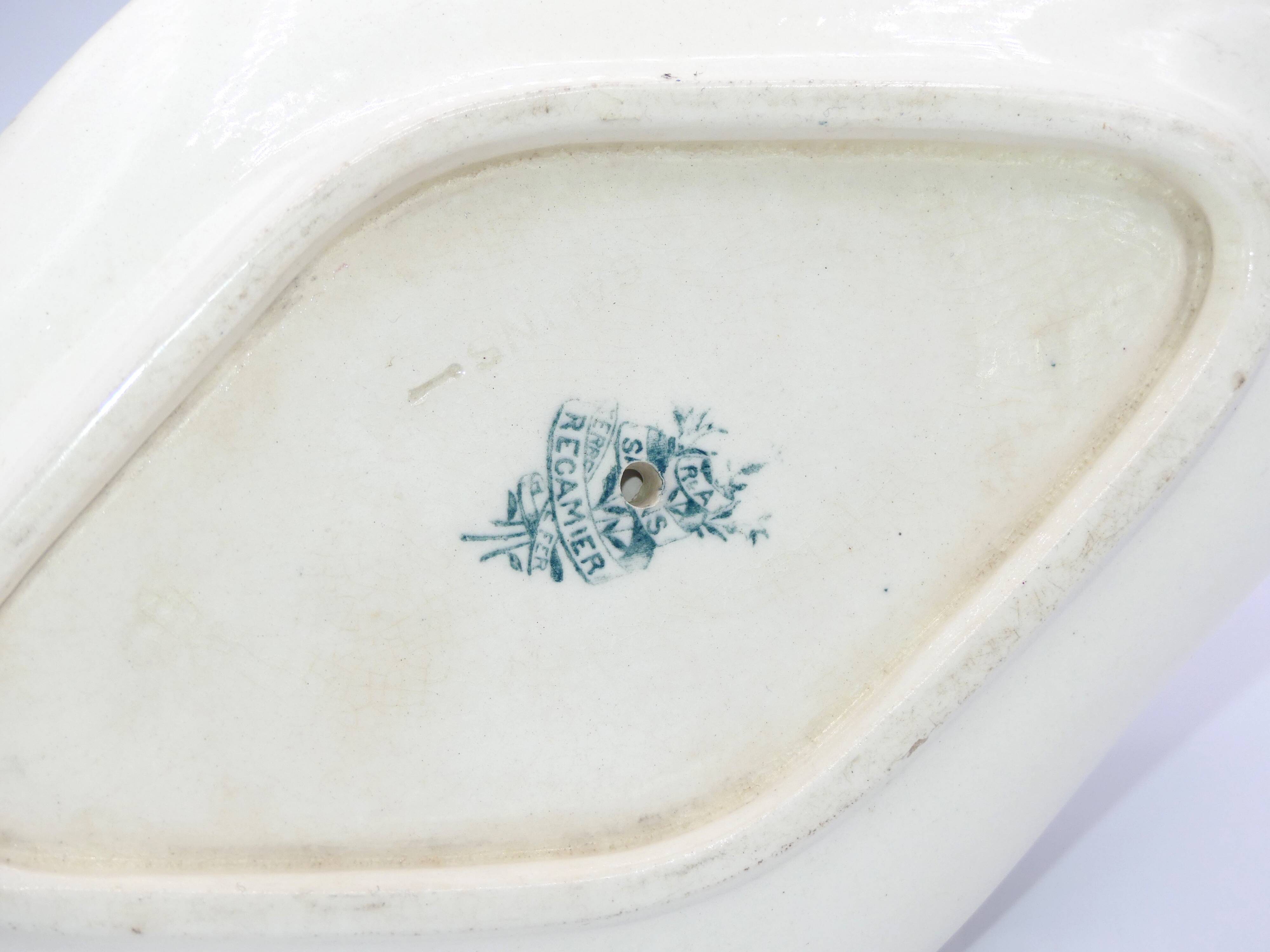 Terre de fer sauce boat Salins Récamier