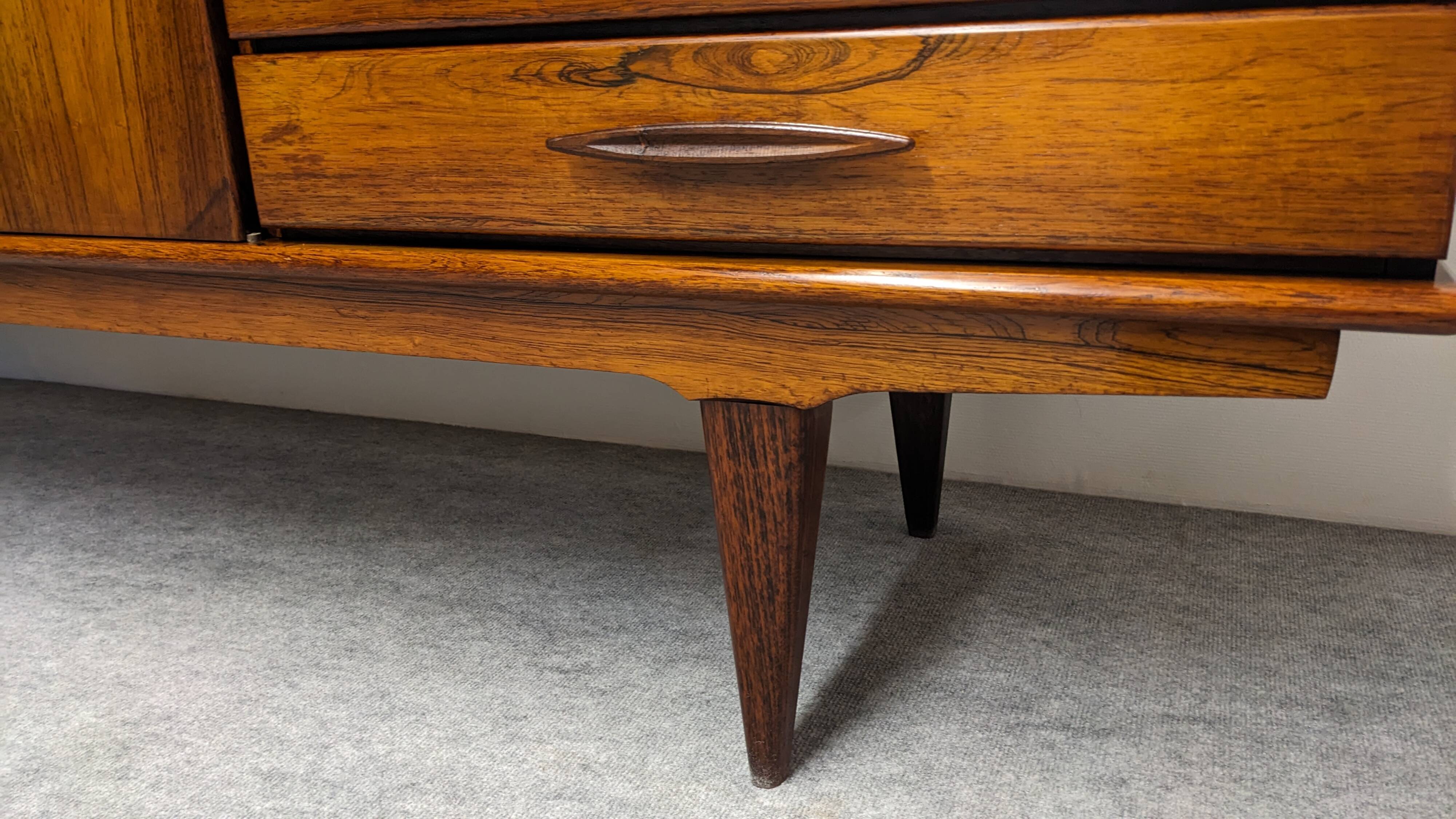 Scandinavian sideboard in Rio rosewood, 1950s-1960s
