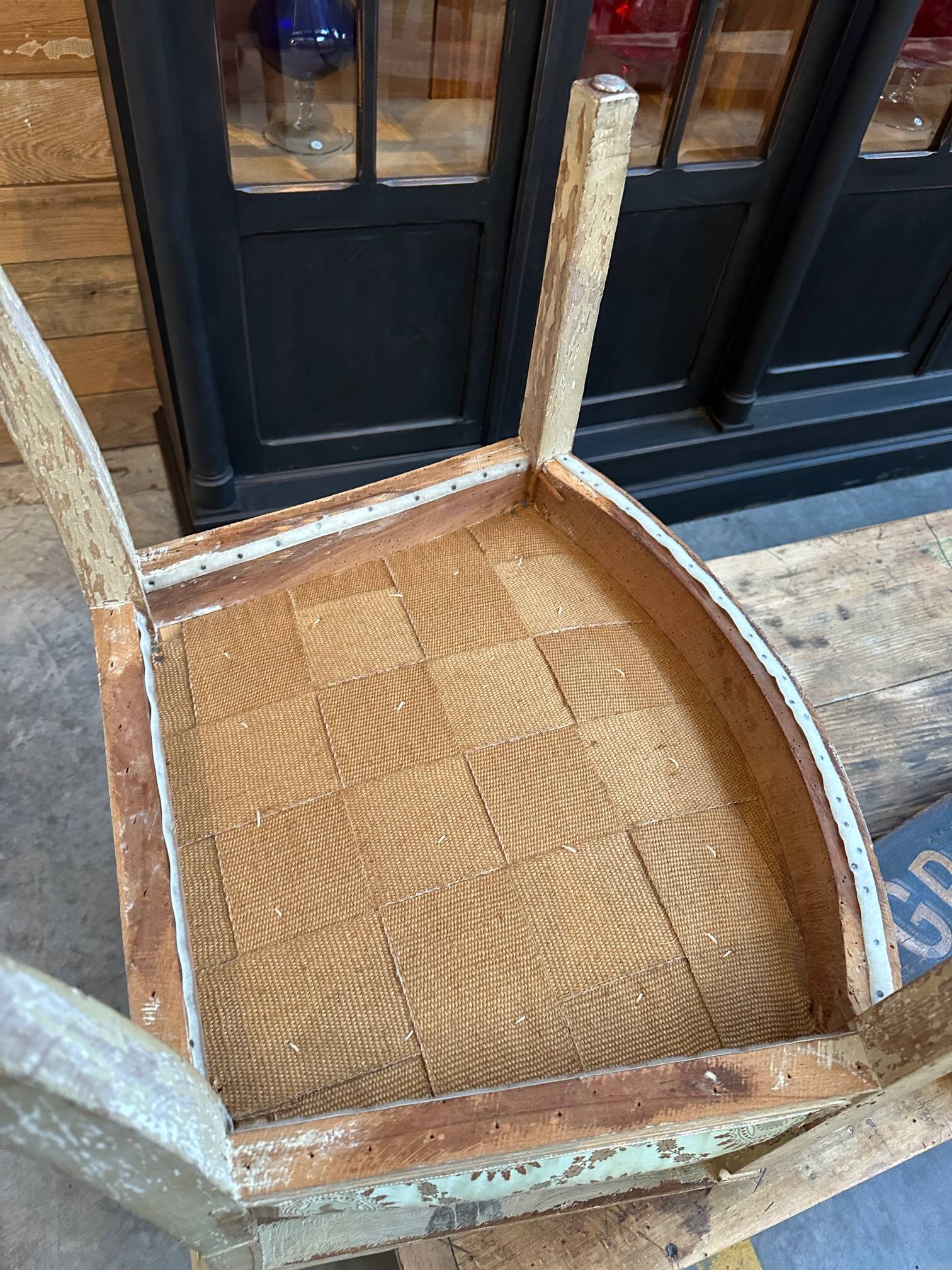 Paire de Fauteuils de Style DIRECTOIRE Début XIXème