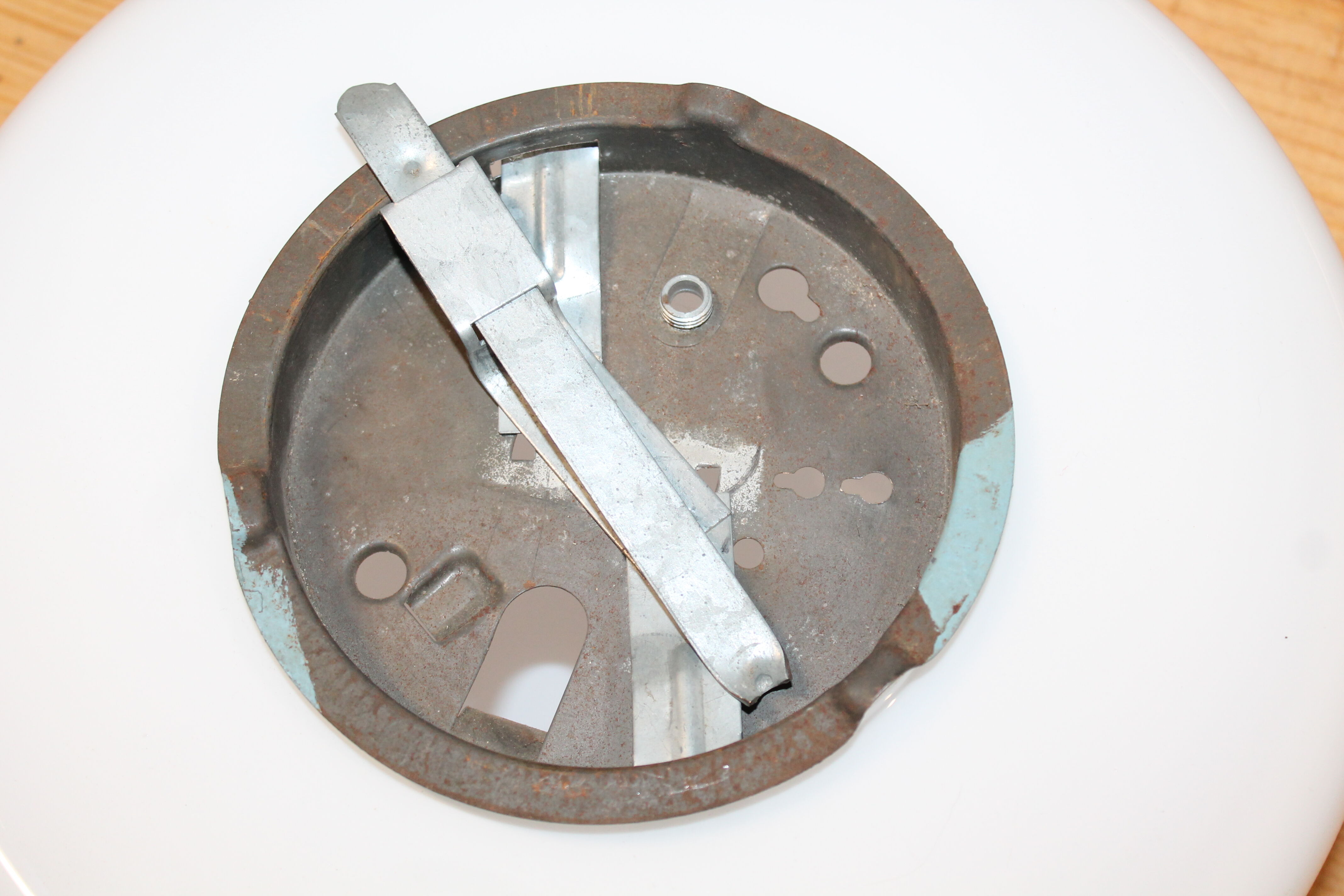 Large diameter opaline ceiling