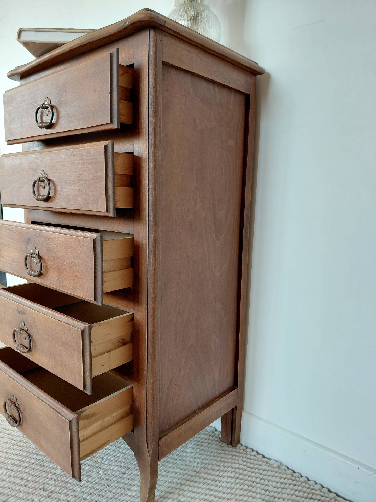 Rustic chic 5-drawer chest of drawers in solid wood