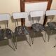 Table et 4 chaises en Formica