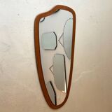 Scandinavian free-form mirror
