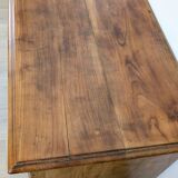 Antique marine chest of drawers in solid wood – charm and maritime spirit