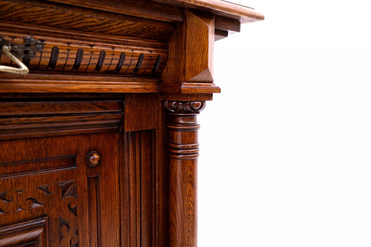 Antique chest of drawers, around 1880, Western Europe.