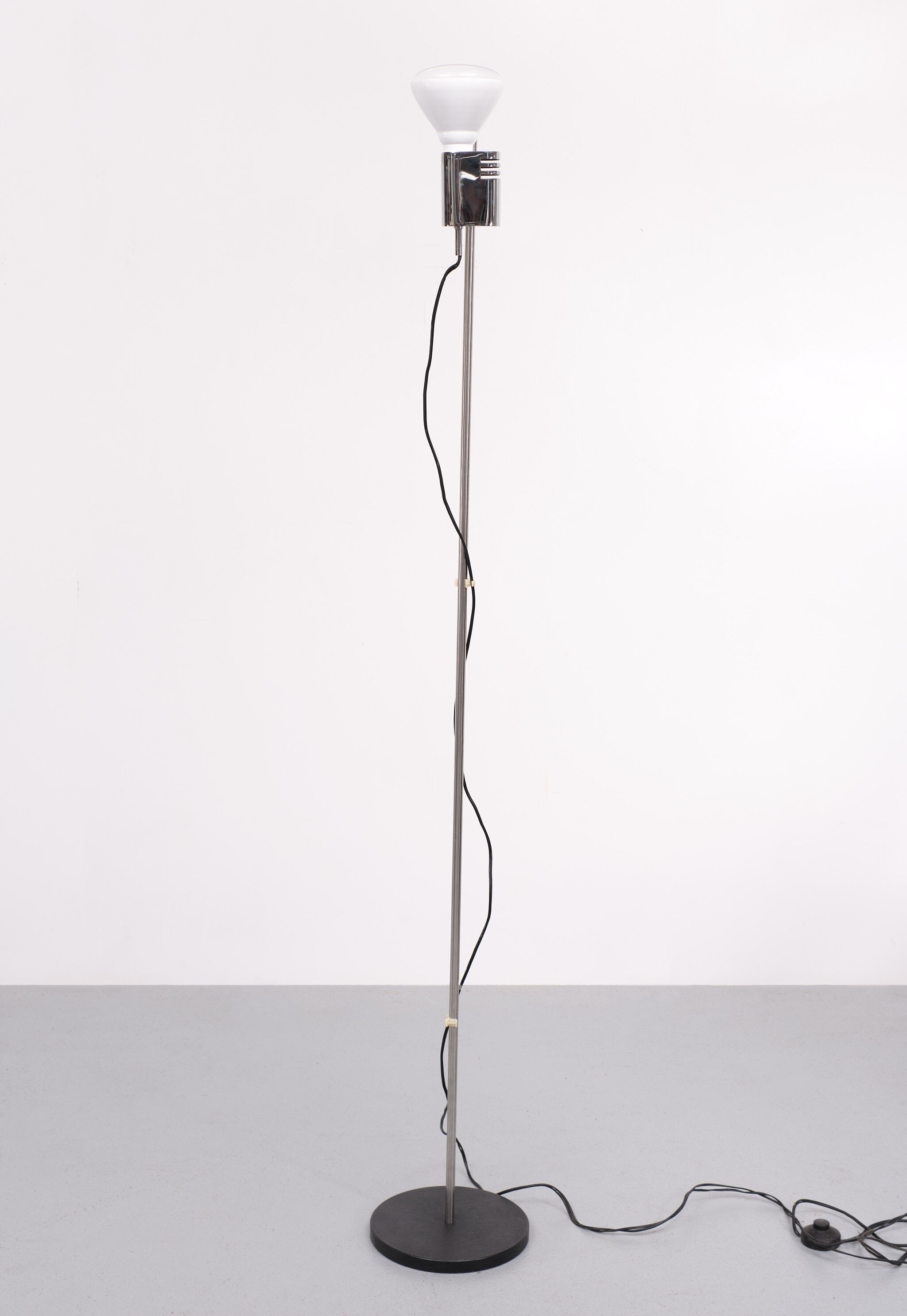 Floor spot lamp, italian, 1970s