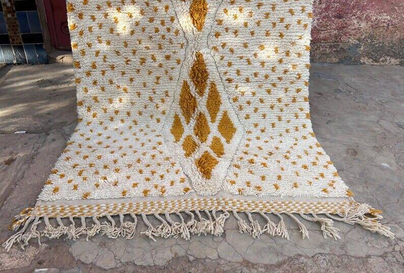 Handmade Beni Ouraine rug, size 200 x 300 cm