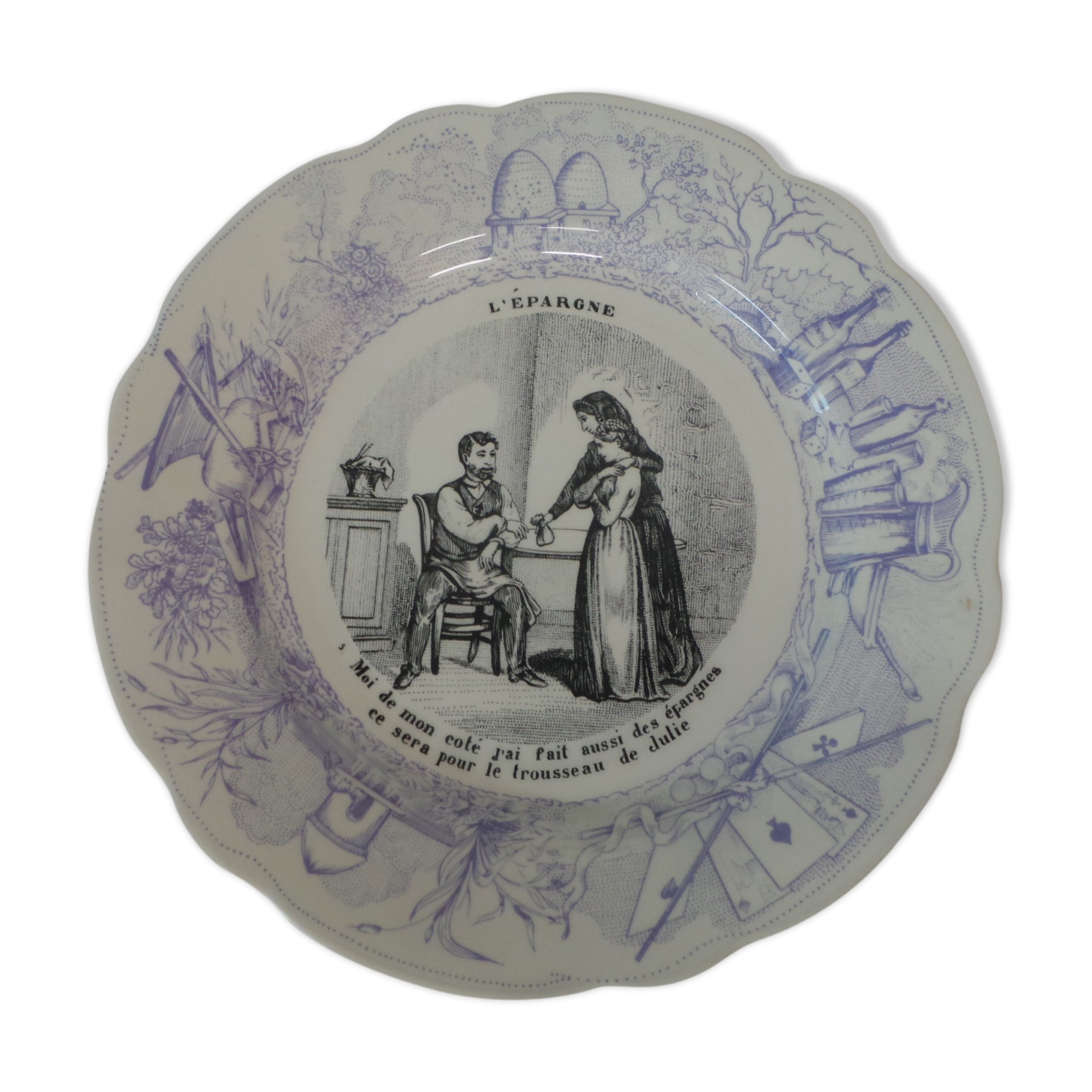 Decorative plate saying sarreguemines