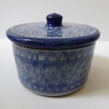 Pot with chinese porcelain lid