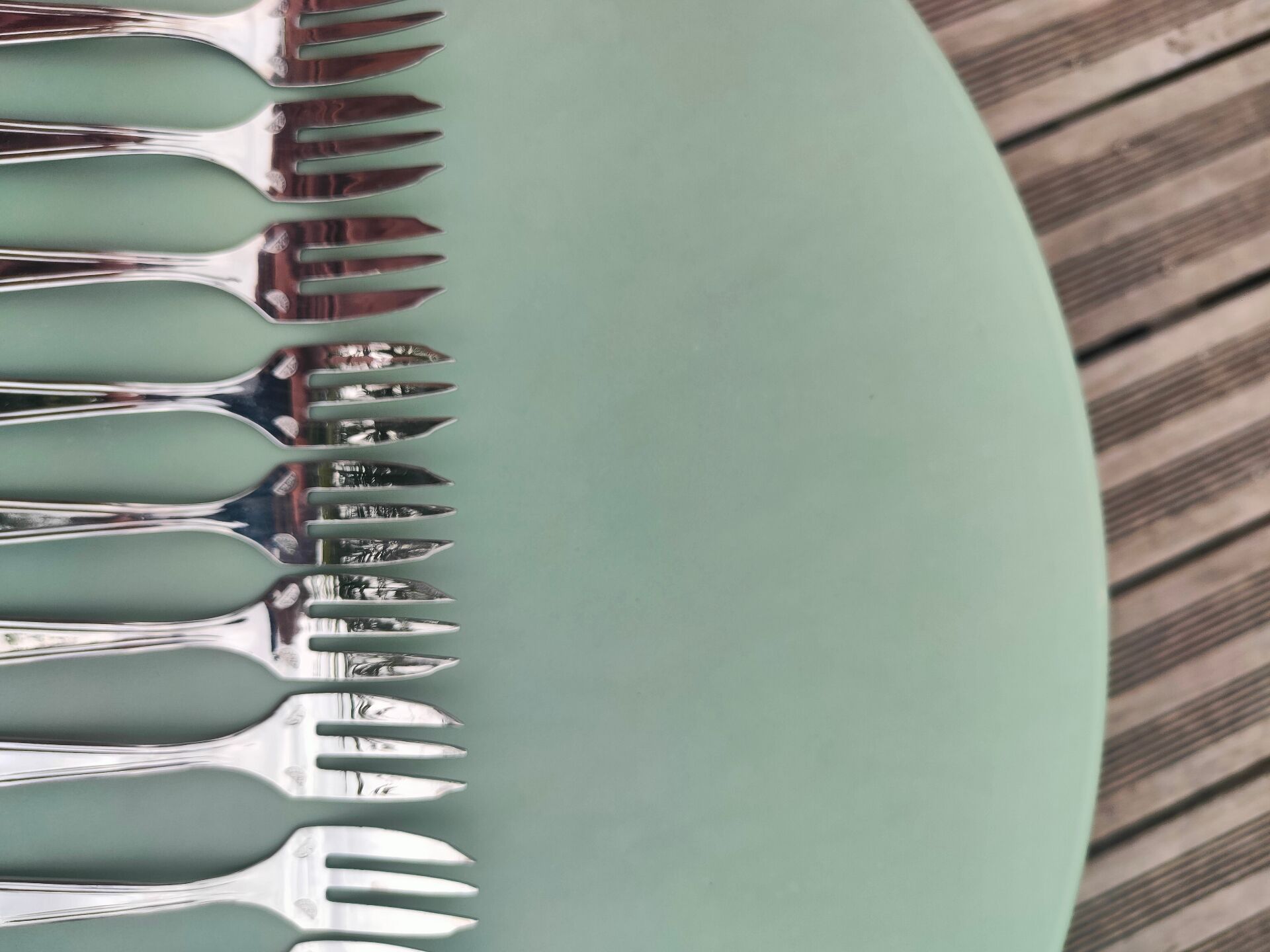 Dessert forks
