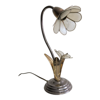 Lampe fleur en laiton et nacre