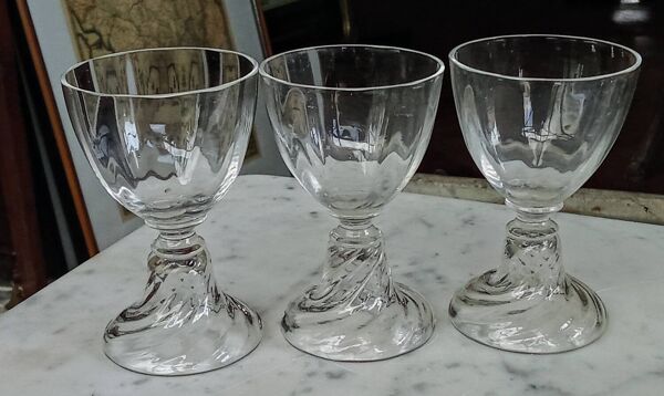Série de 14 verres à apéritif cristal Saint Louis