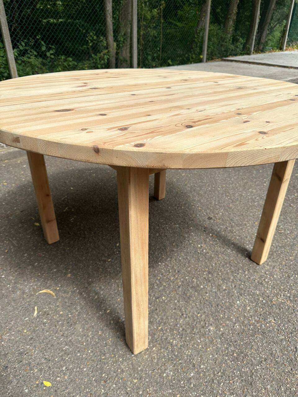Table de repas ronde, ovale extensible scandinave en sapin poncé