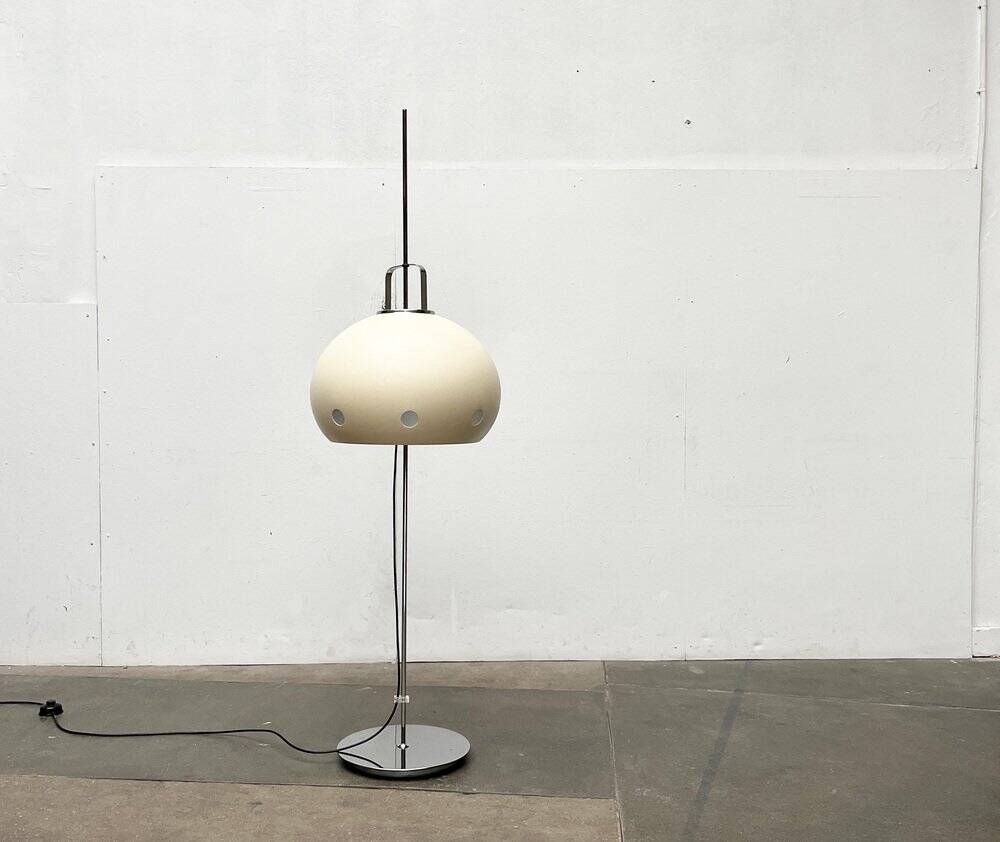 Modified Italian space age Lucerna floor lamp by Guzzini, 1960s.