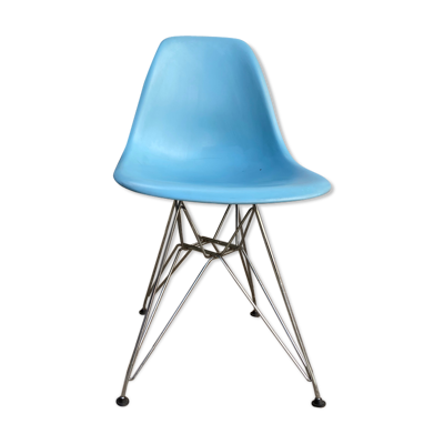 Chaise ''Plastic Chair'' de Charles et Ray Eames
