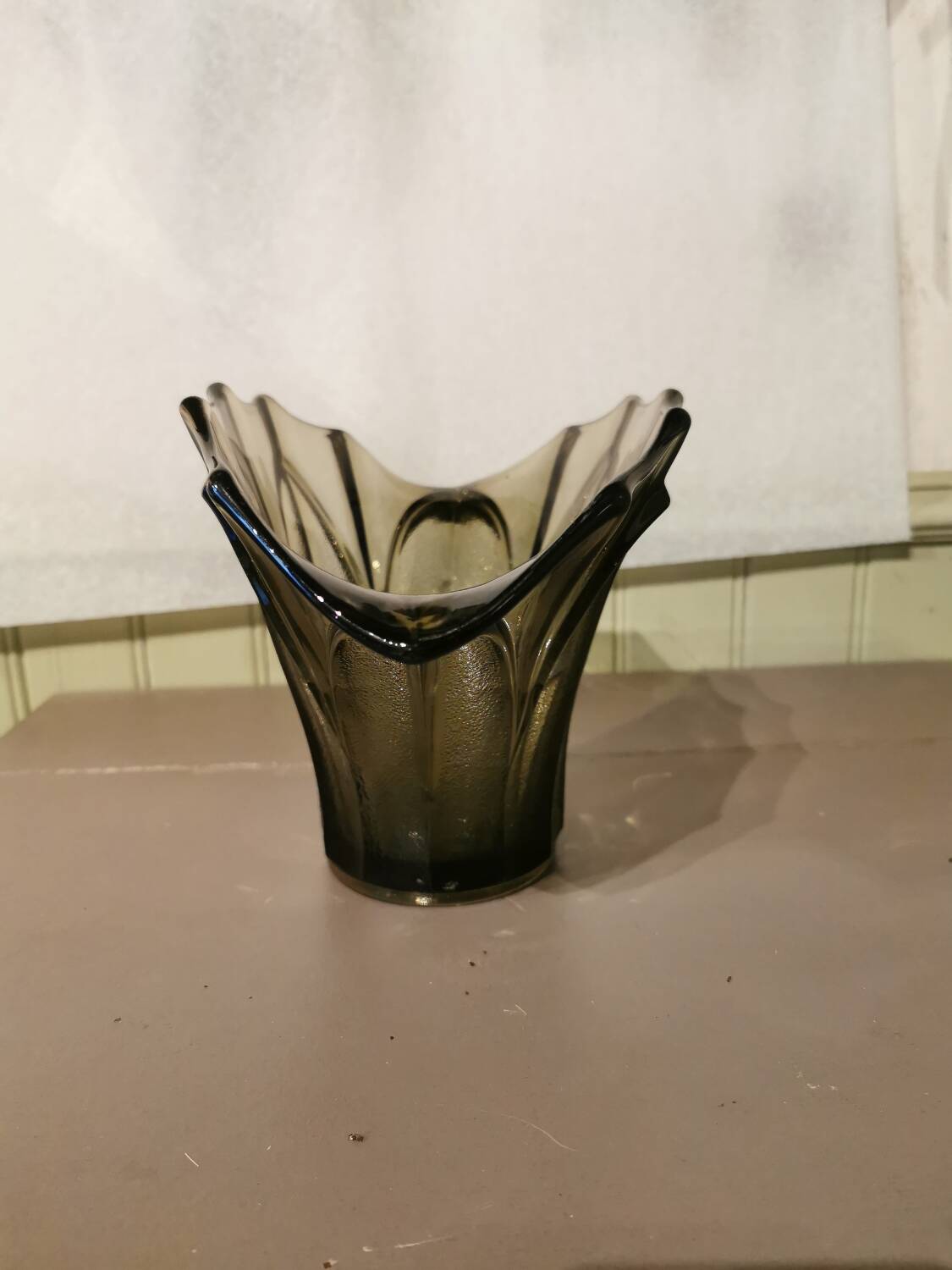 Art Deco vase in polished and frosted smoked glass