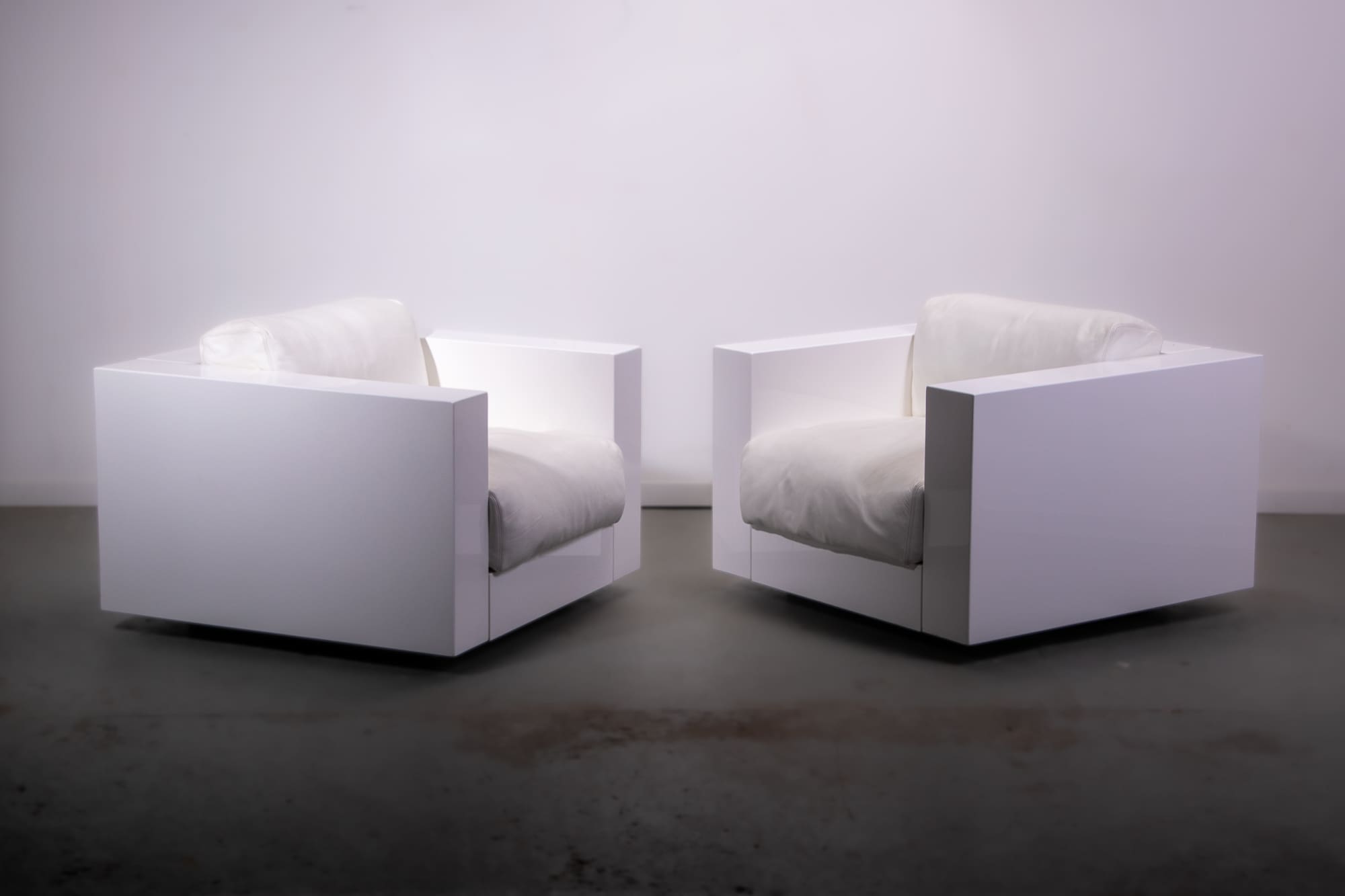 Saratoga armchairs by Lella and Massimo Vignelli for Poltronova