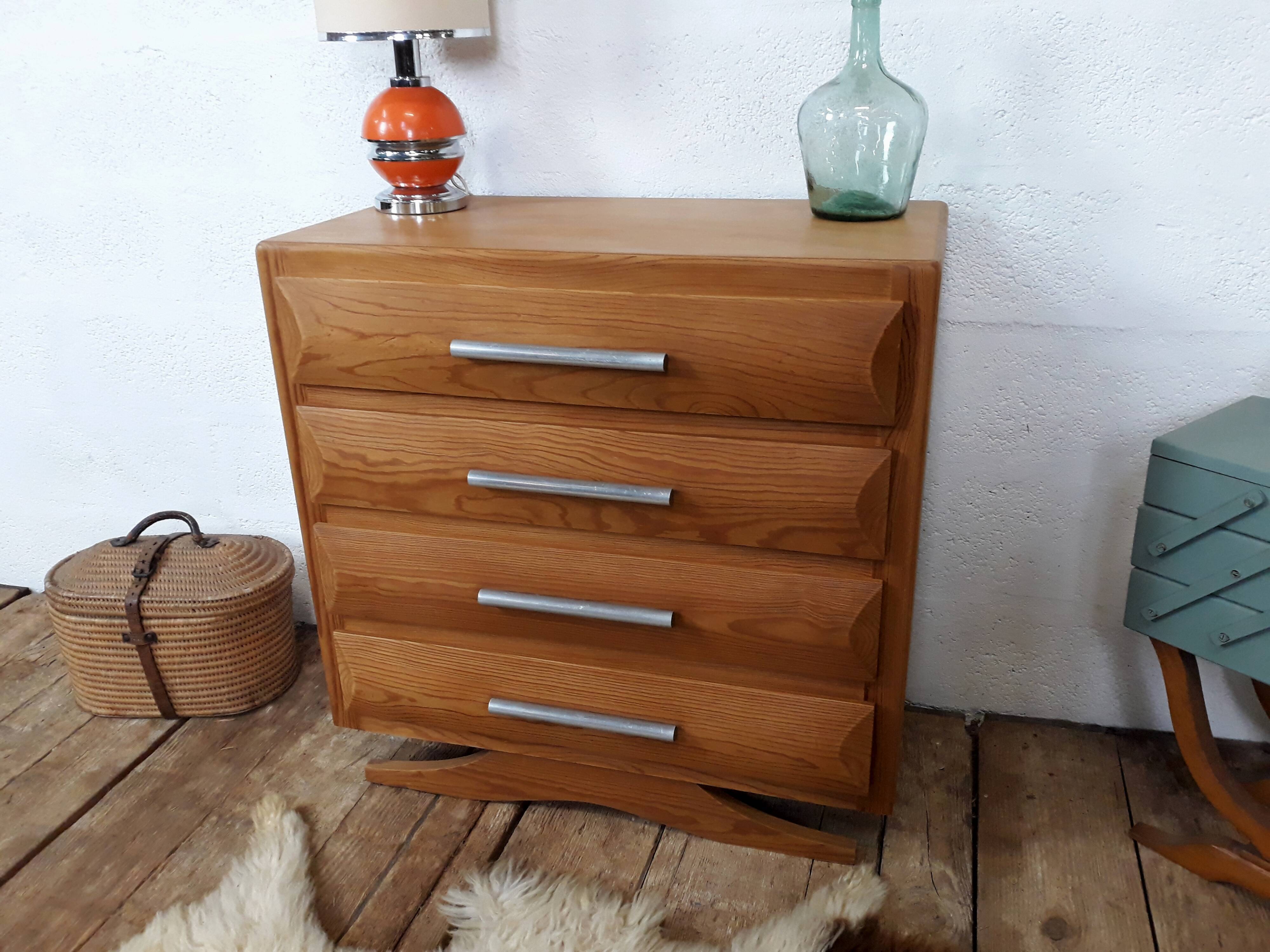 Vintage dresser