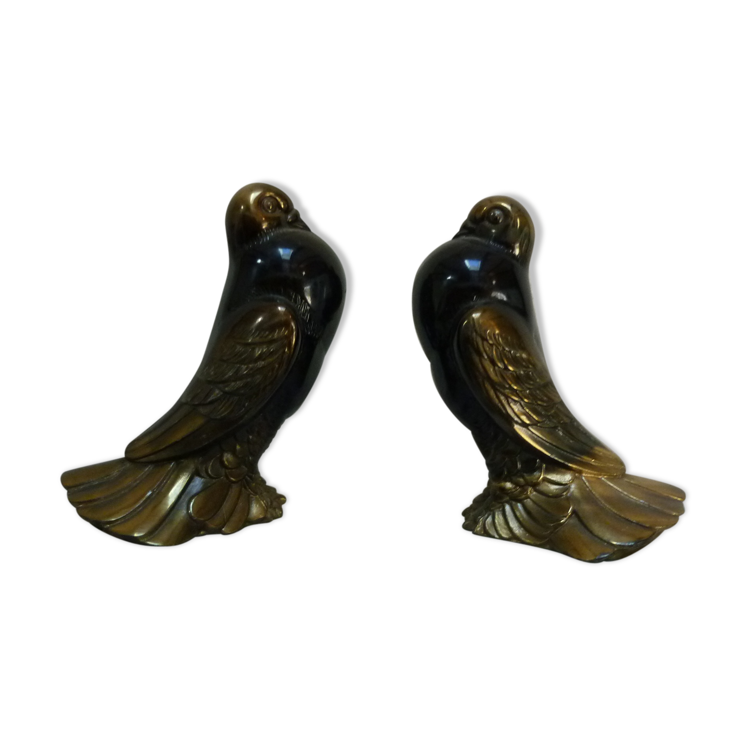 Pair of bookends pigeons doves in regular patinated bronze on marble base 1930