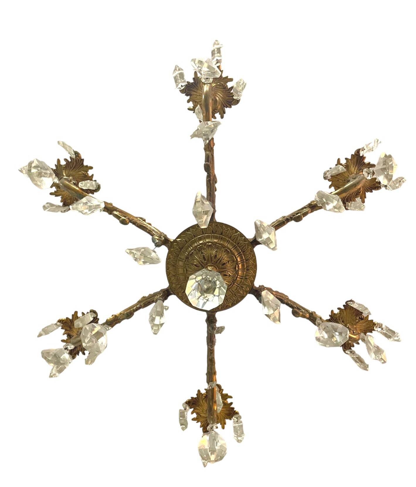 Chandelier with tassels and angels as ornamentation (rare)