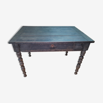 Table ancienne avec tiroir