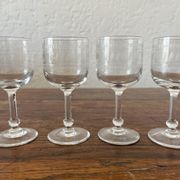Four antique stemmed liqueur glasses in engraved crystal, 19th century