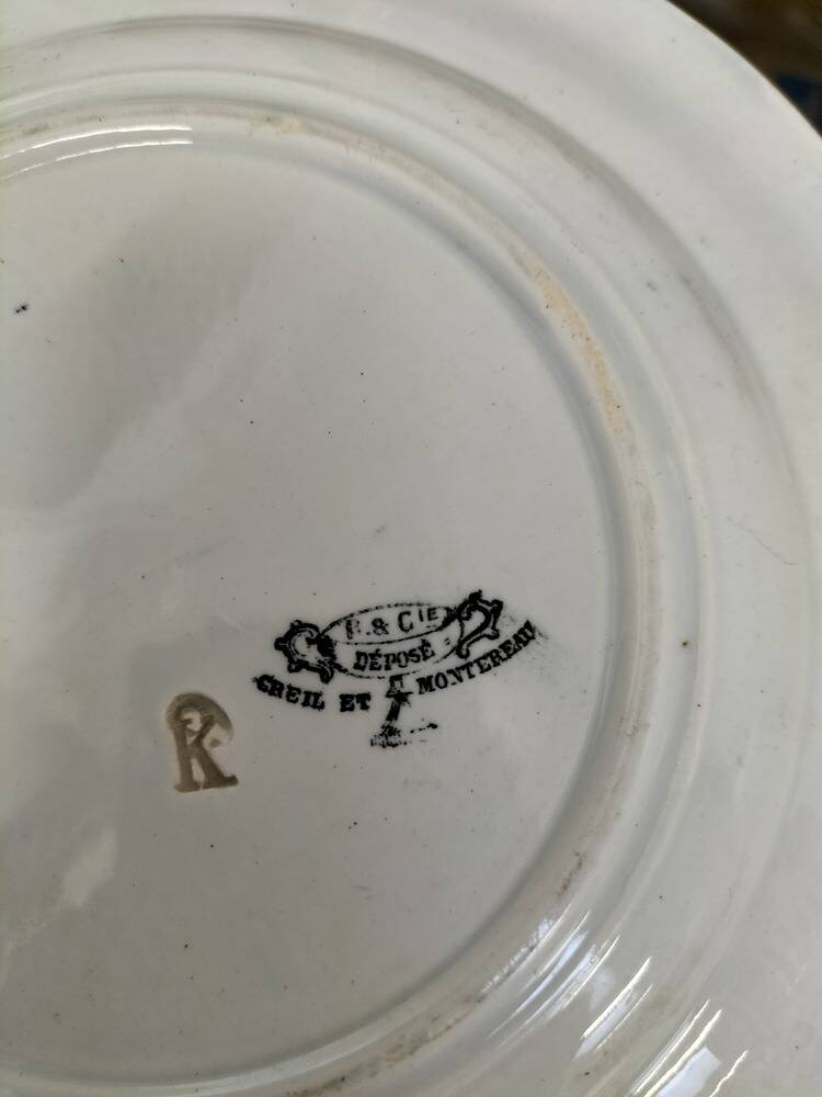 Small talking plate "Paris Exhibition" No. 11 Russian Pavilion