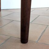 Scandinavian extendable table