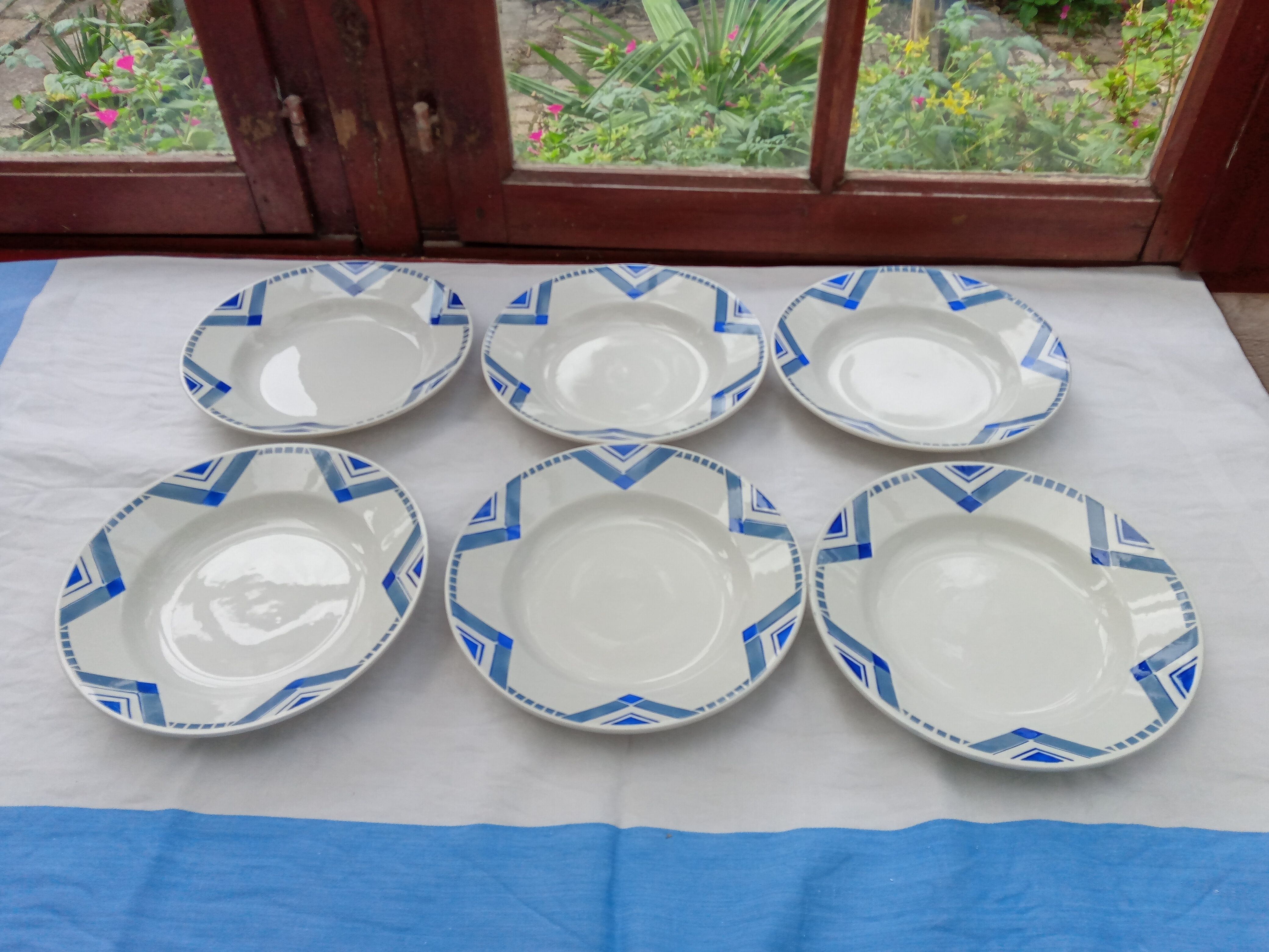 6 hollow plates Terre de Fer, Moulin des loups