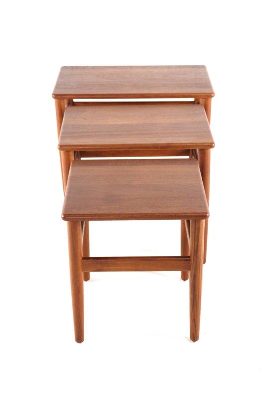 Set of 3 Danish Nesting Tables soldi teak - mid century modern design