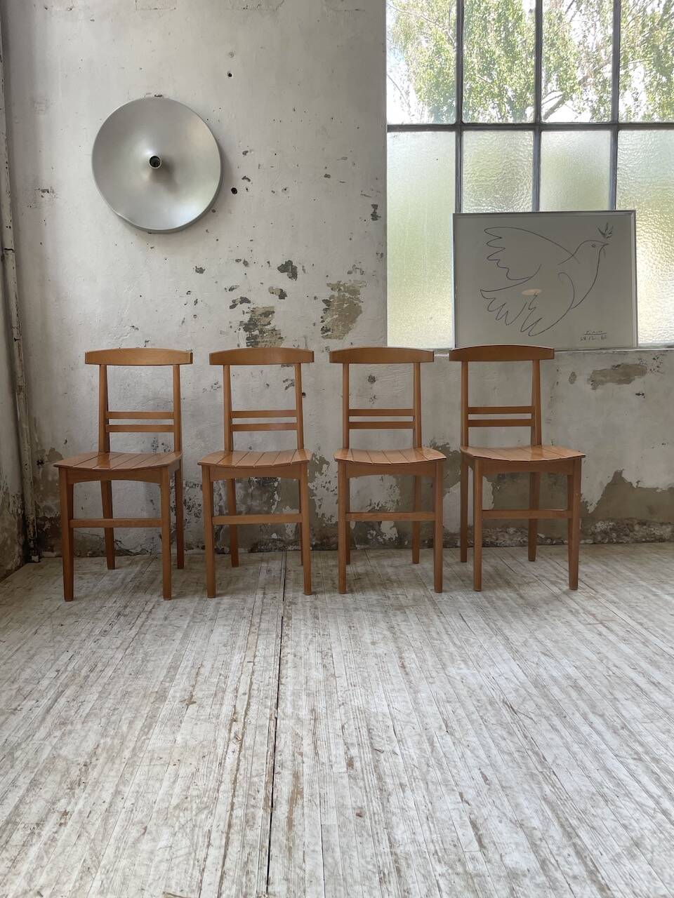 4 golden oak chairs
