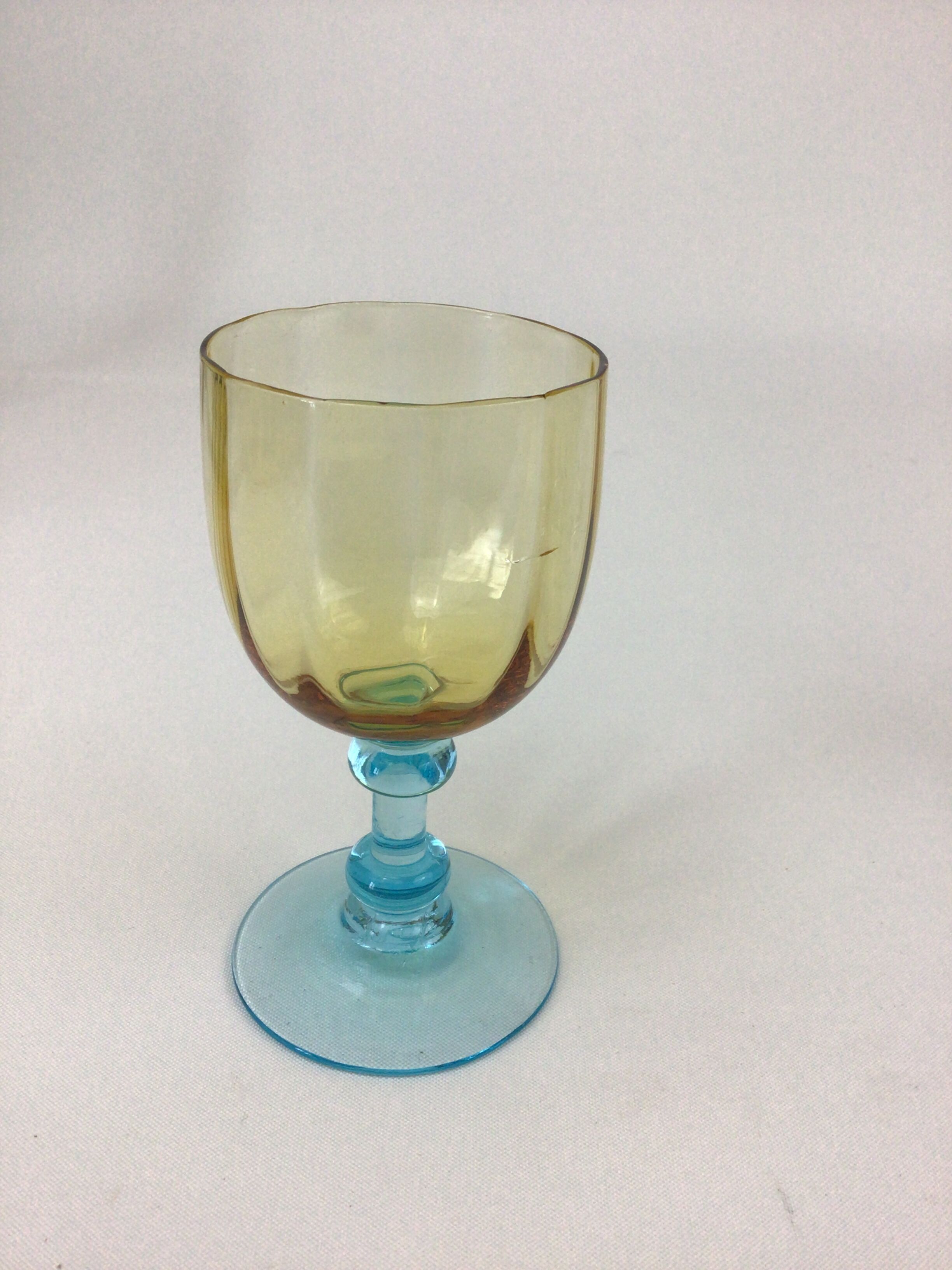 7 glasses of wine George Sand cristallerie Portieux