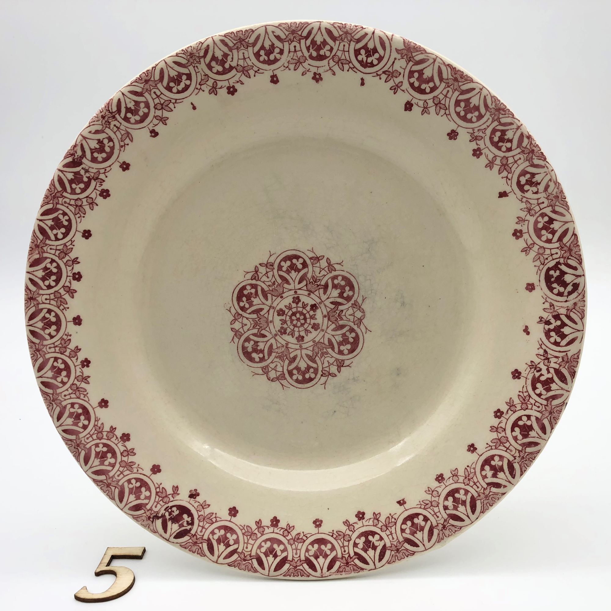 Series of 6 mismatched flat plates