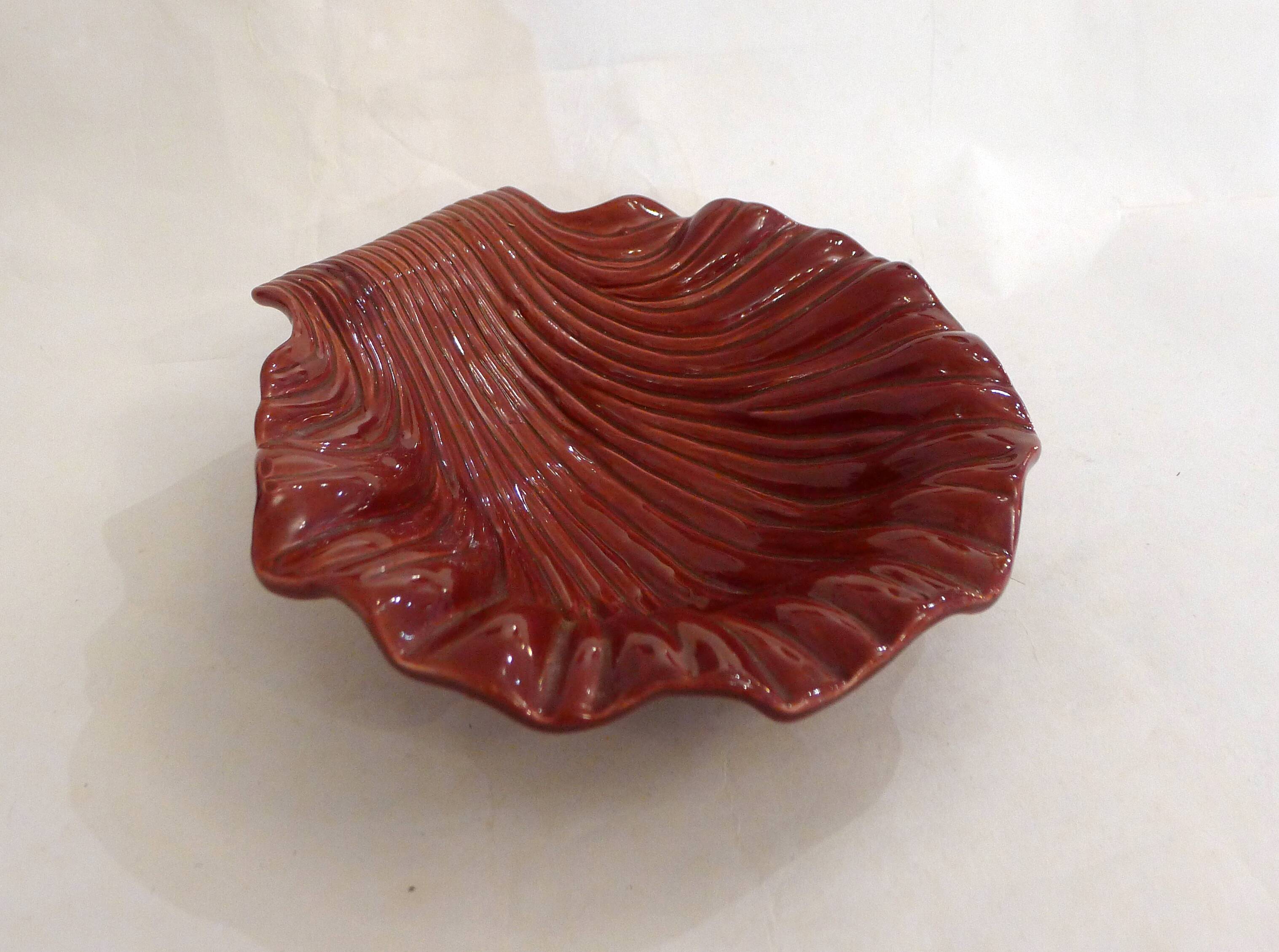 Shell cutting dish