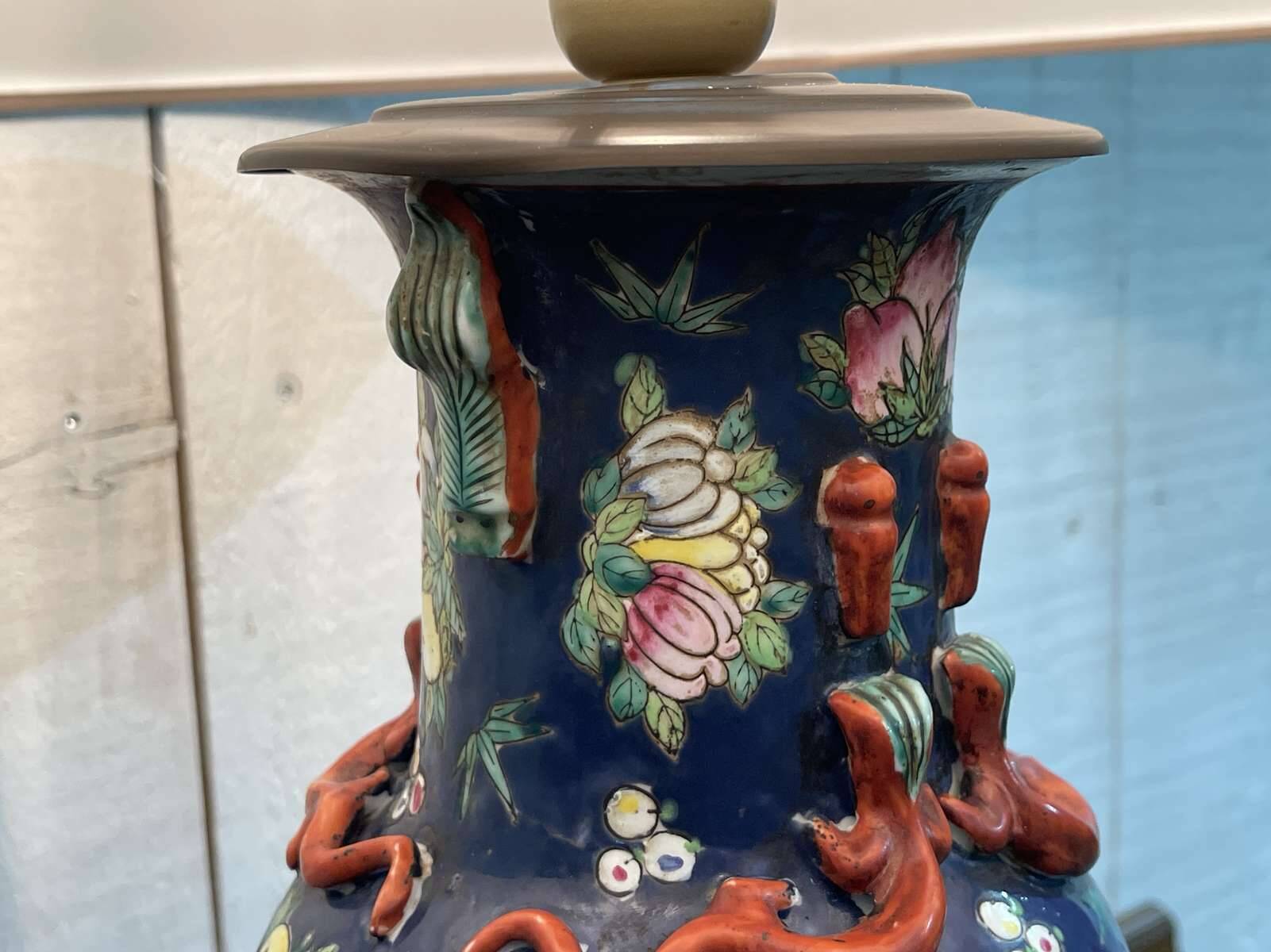 Chinese porcelain lamp from the early 20th century