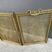 Antique brass fireplace screen from the 19th century by Bouhon Frères.
