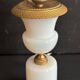 Lampe XIXe en opaline blanche et métal doré