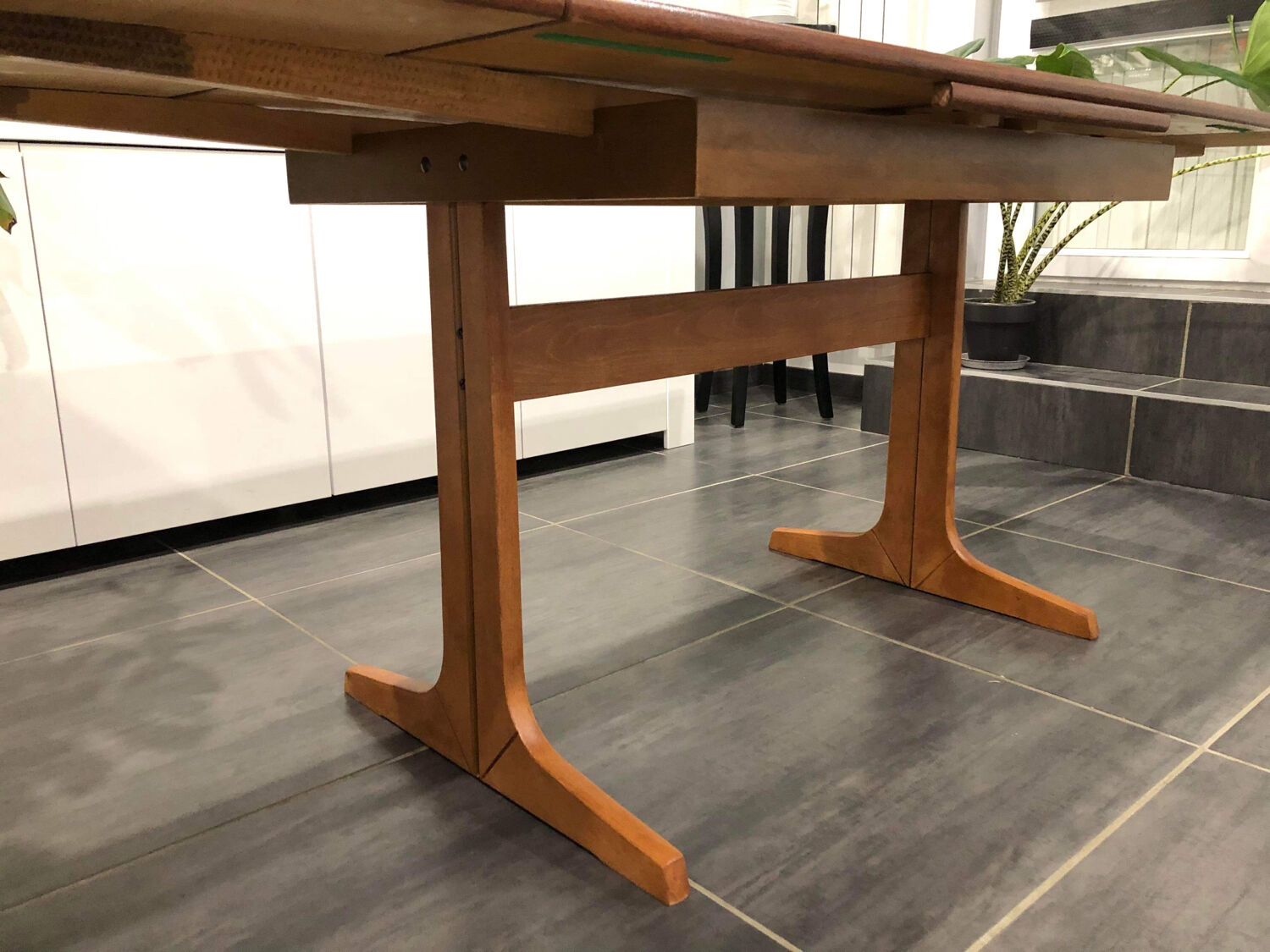 Scandinavian teak extendable table in the 1970s
