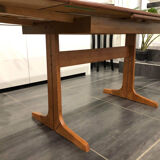 Scandinavian teak extendable table in the 1970s