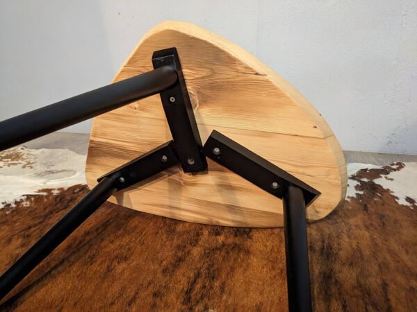 Table basse d'appoint pieds compas