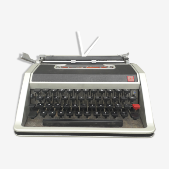 Olivetti Lettera DL