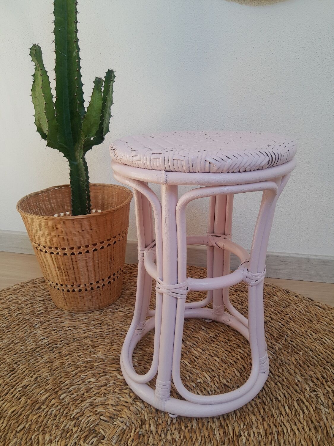 Vintage powder pink rattan stool