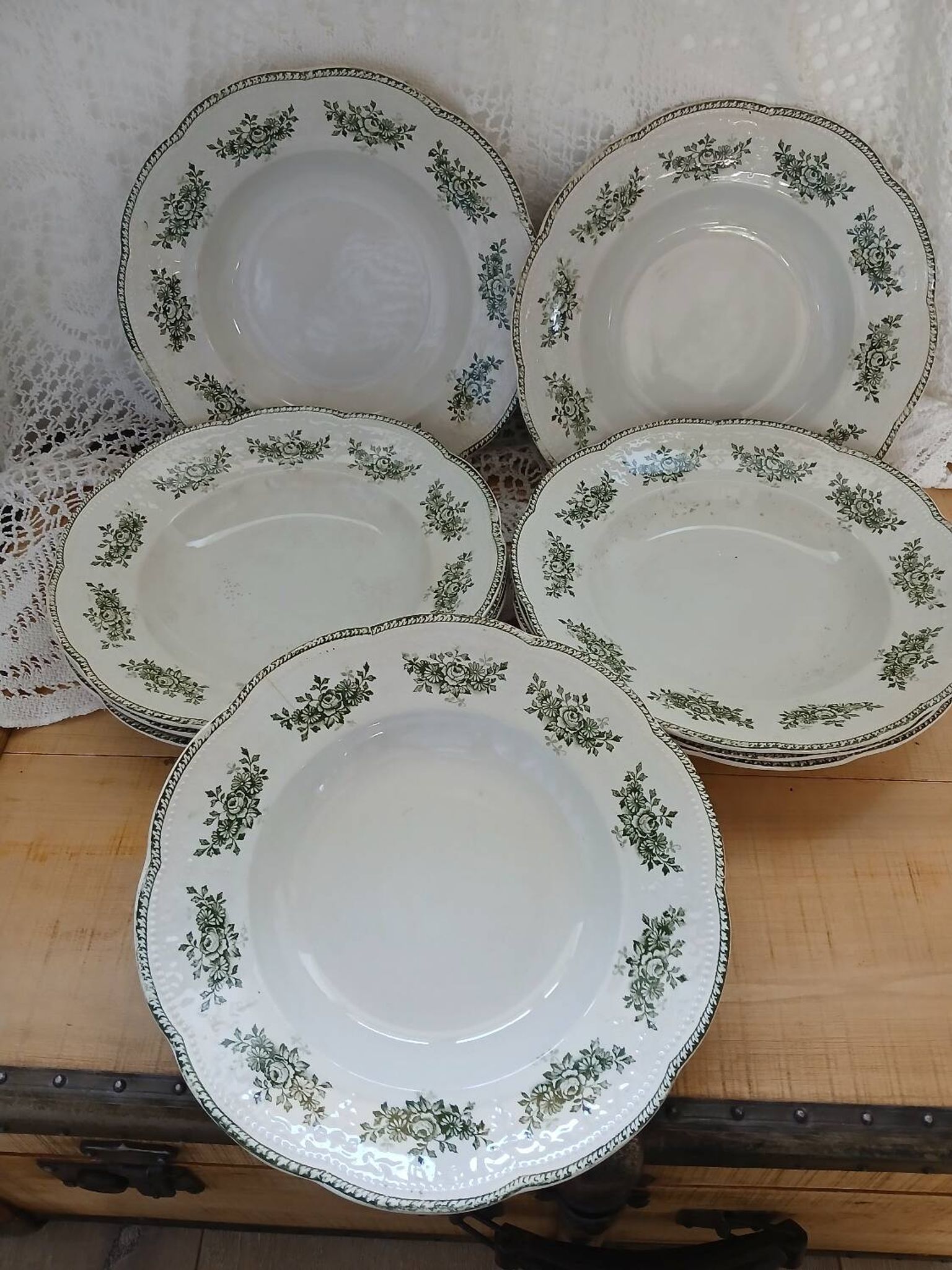 9 assiettes creuses Terre de fer Badonviller