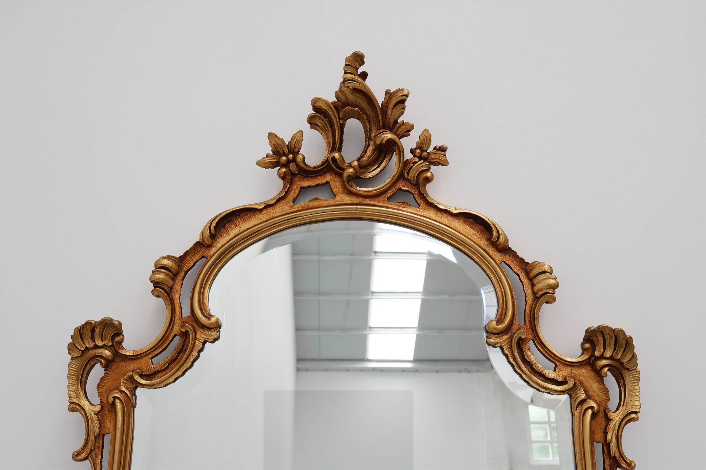 Large 20th century Baroque gilt wooden mirror in Louis XV style