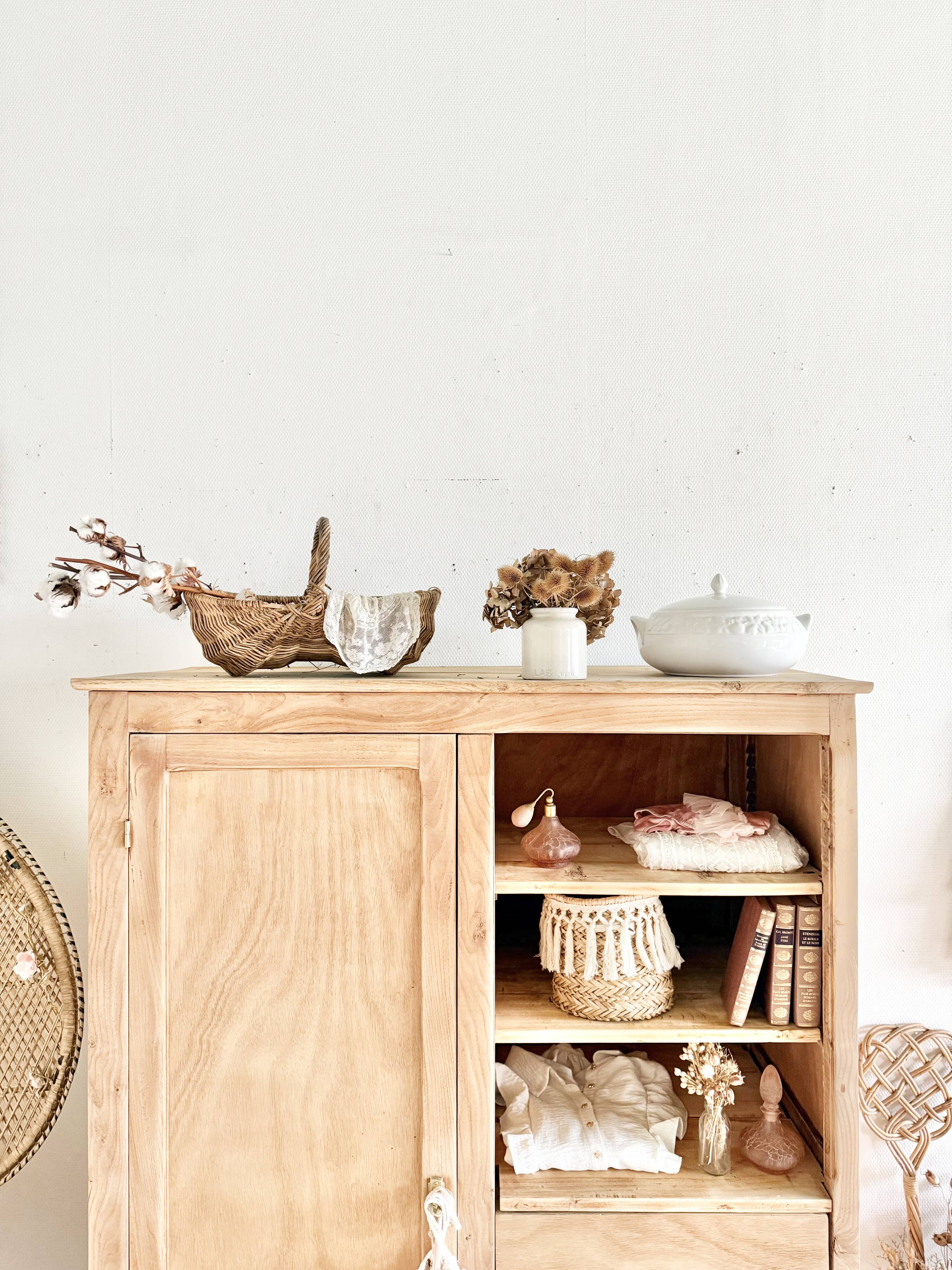 Asymmetrical Parisian wardrobe