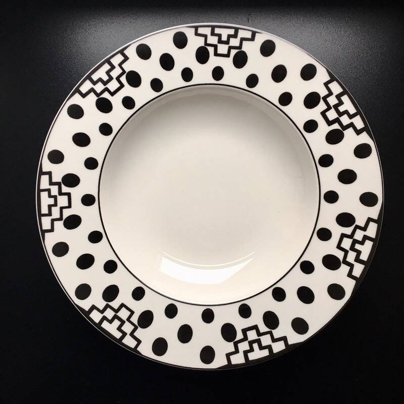 Villeroy & Boch 24 cm porcelain deep plate
