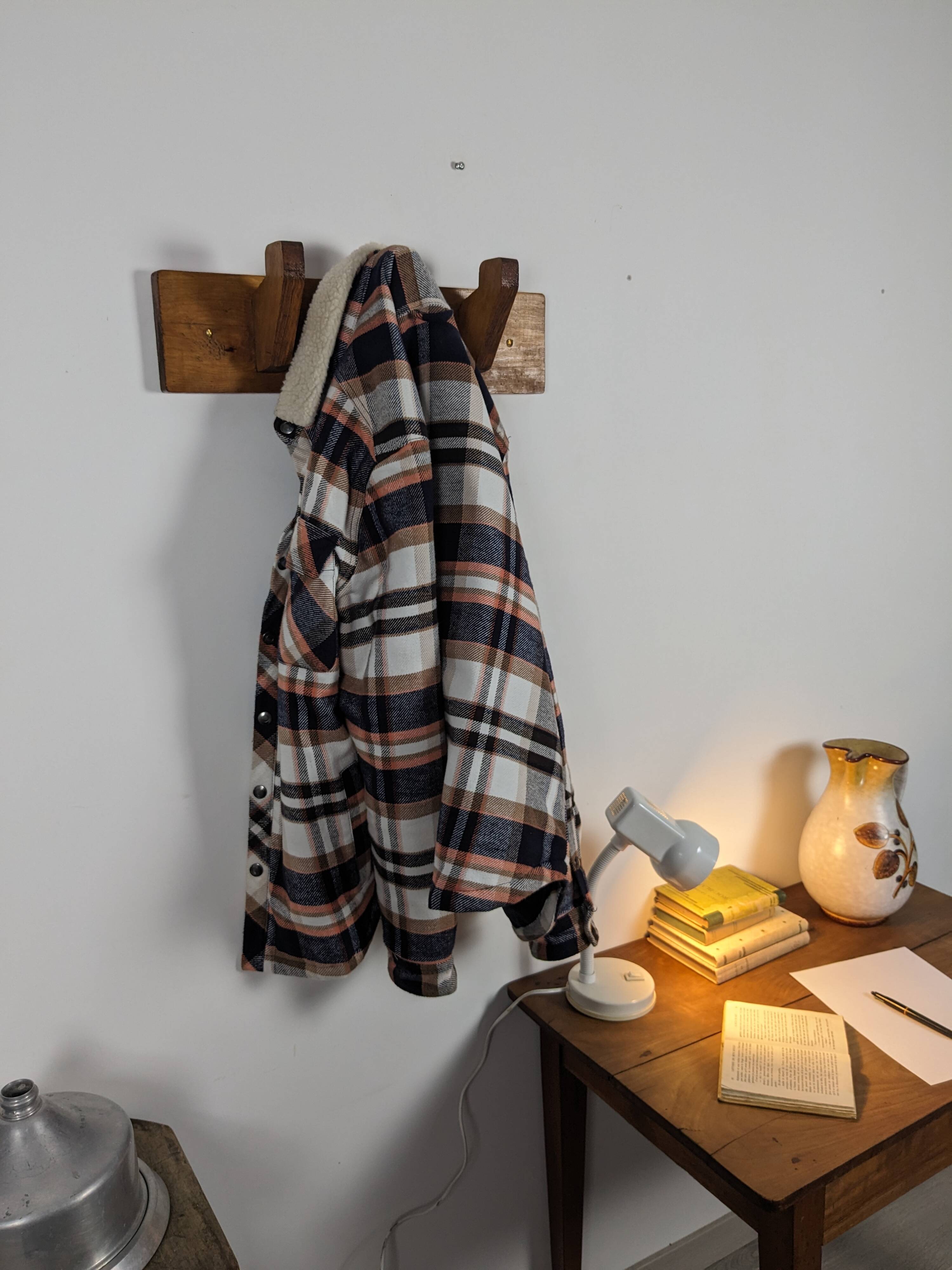 Patère triple vintage esprit art déco en bois massif