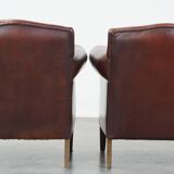 Set of 2 design armchairs made of sheepskin