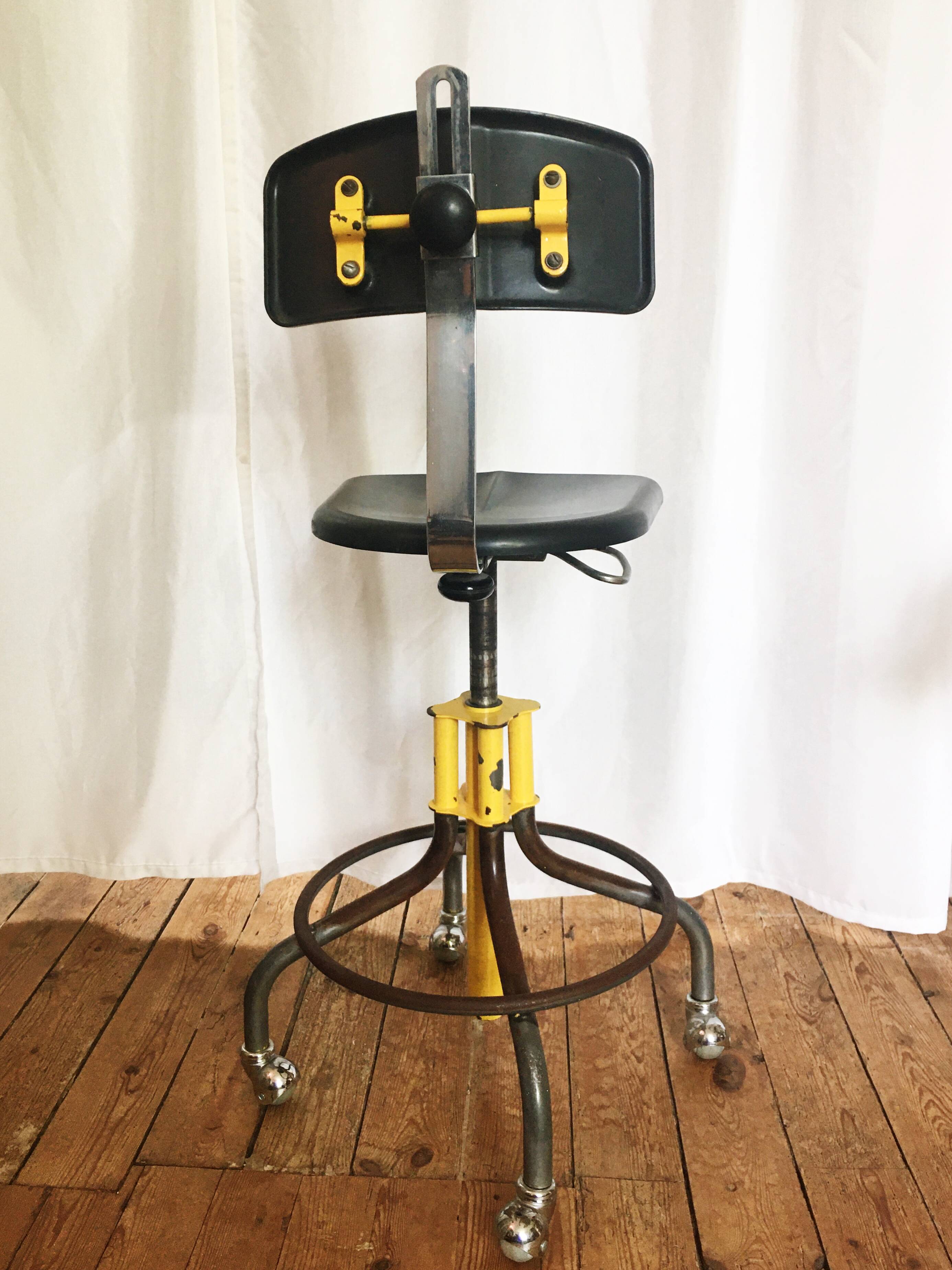 Baken workshop chair in bakelite 30/40 brand Rex