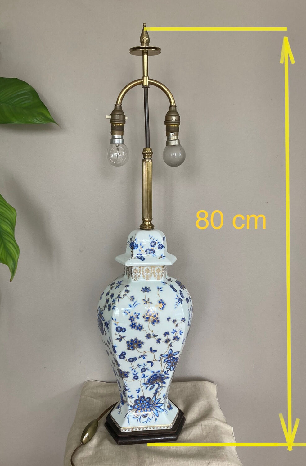 Porcelain living lamp nineteenth handmade decorations, double lighting